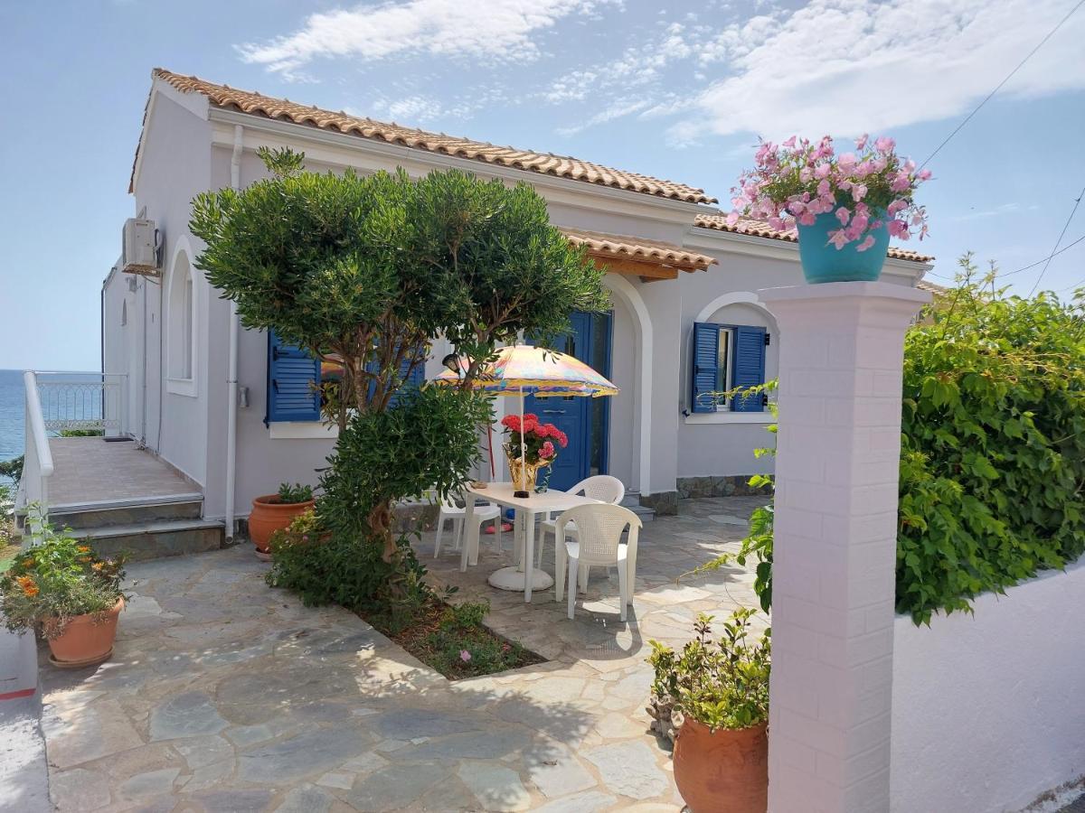 Leta Apartments Agios Georgios  Exterior foto