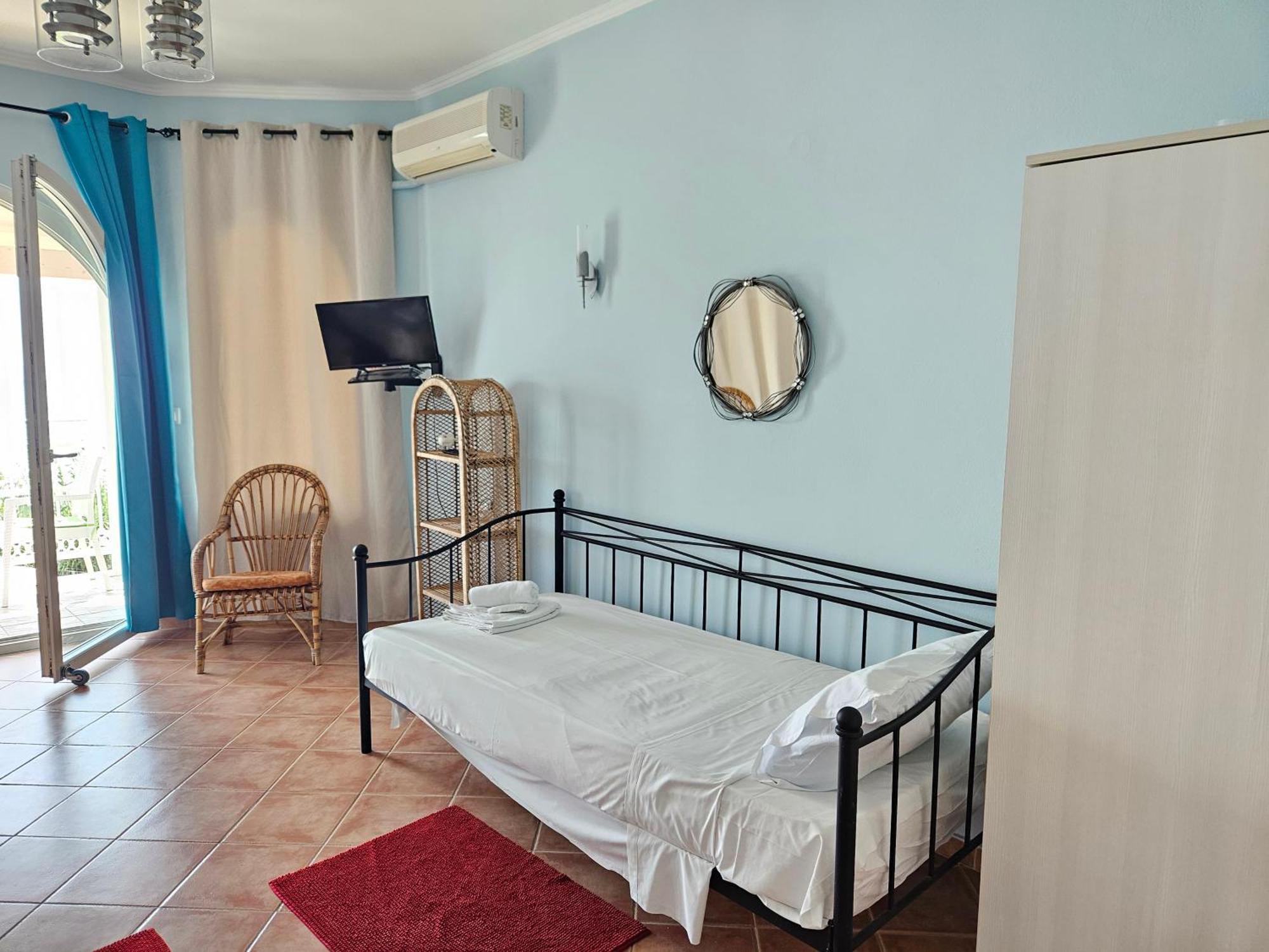 Leta Apartments Agios Georgios  Exterior foto